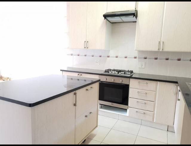 2 BEDROOM PROPERTY TO RENT IN SUNDOWNER